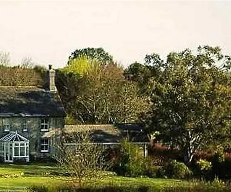 Dorset Farm 4*